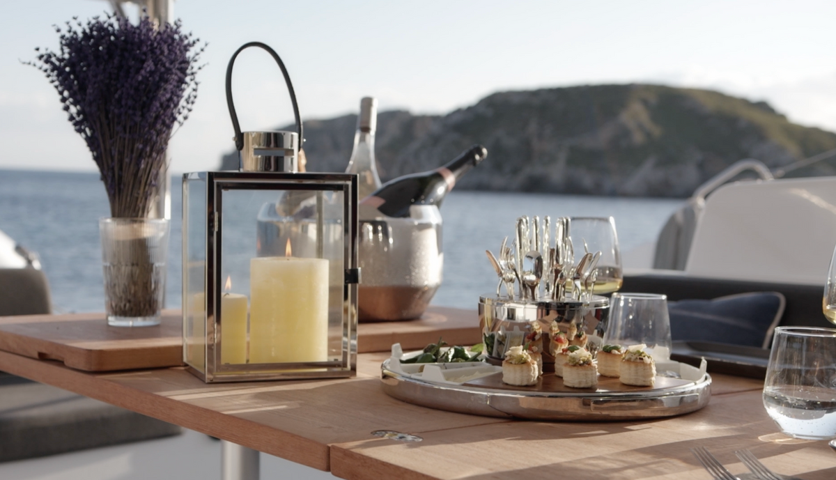 WINE CASE - Yacht Catering & Delivery Mallorca –