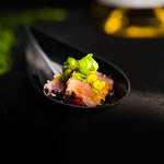 Tuna Tataki (8pc) - Premium Canapés - yacht2yacht.delivery - Yacht Catering - Yacht Delivery - Yacht Charter Mallorca